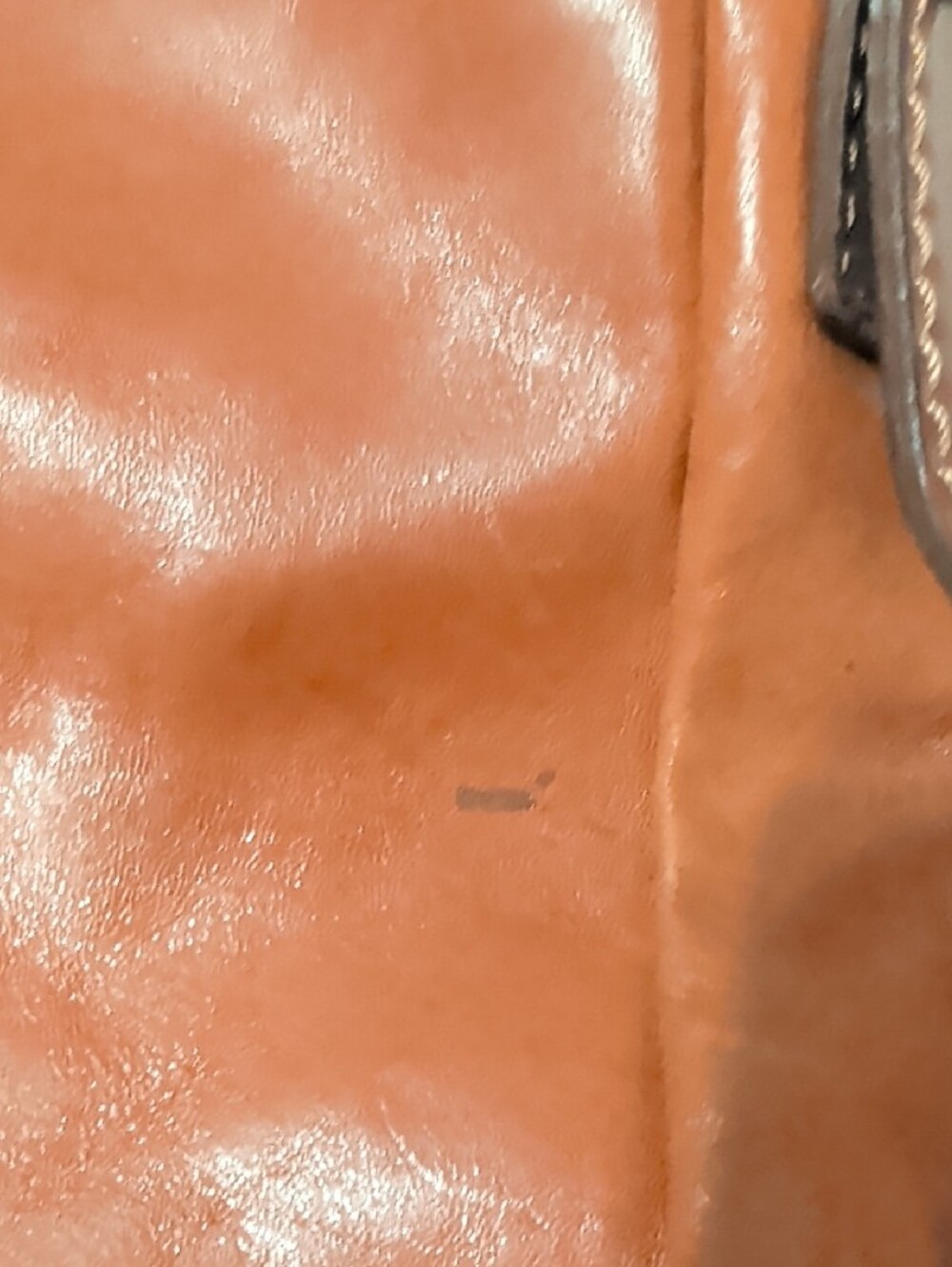 Conte Di Cavour Leather Shoulder Bag in Cognac Orangey Brown - Picture 14 of 15